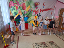 Театрализованное представление «Кошкин дом» в нашем детском саду! Театрализованное представление «Кошкин дом» в нашем детском саду!.